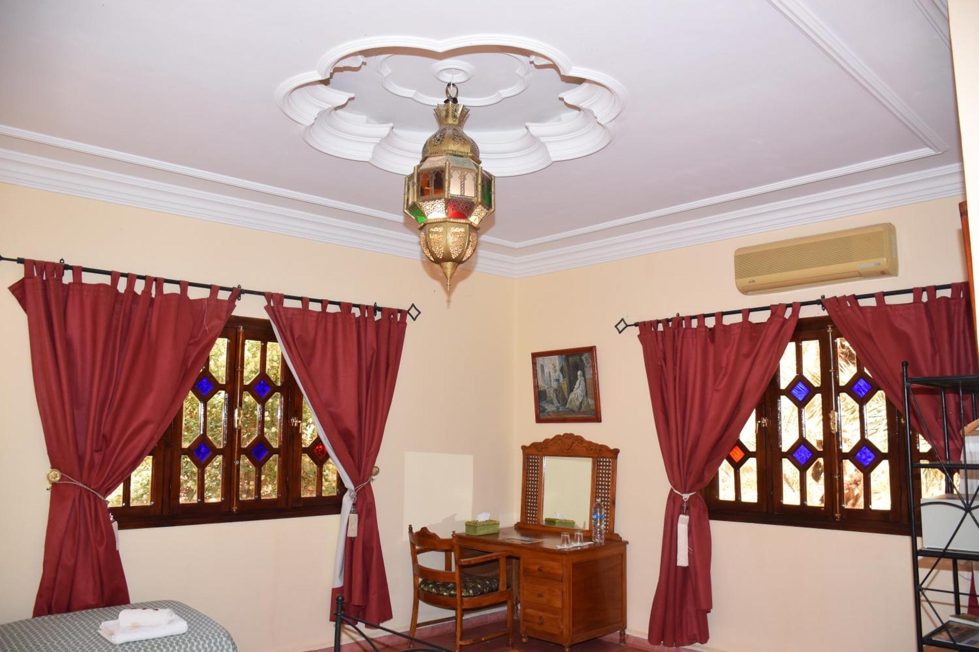 Riad Le Petit Jardin زڭورة المظهر الخارجي الصورة