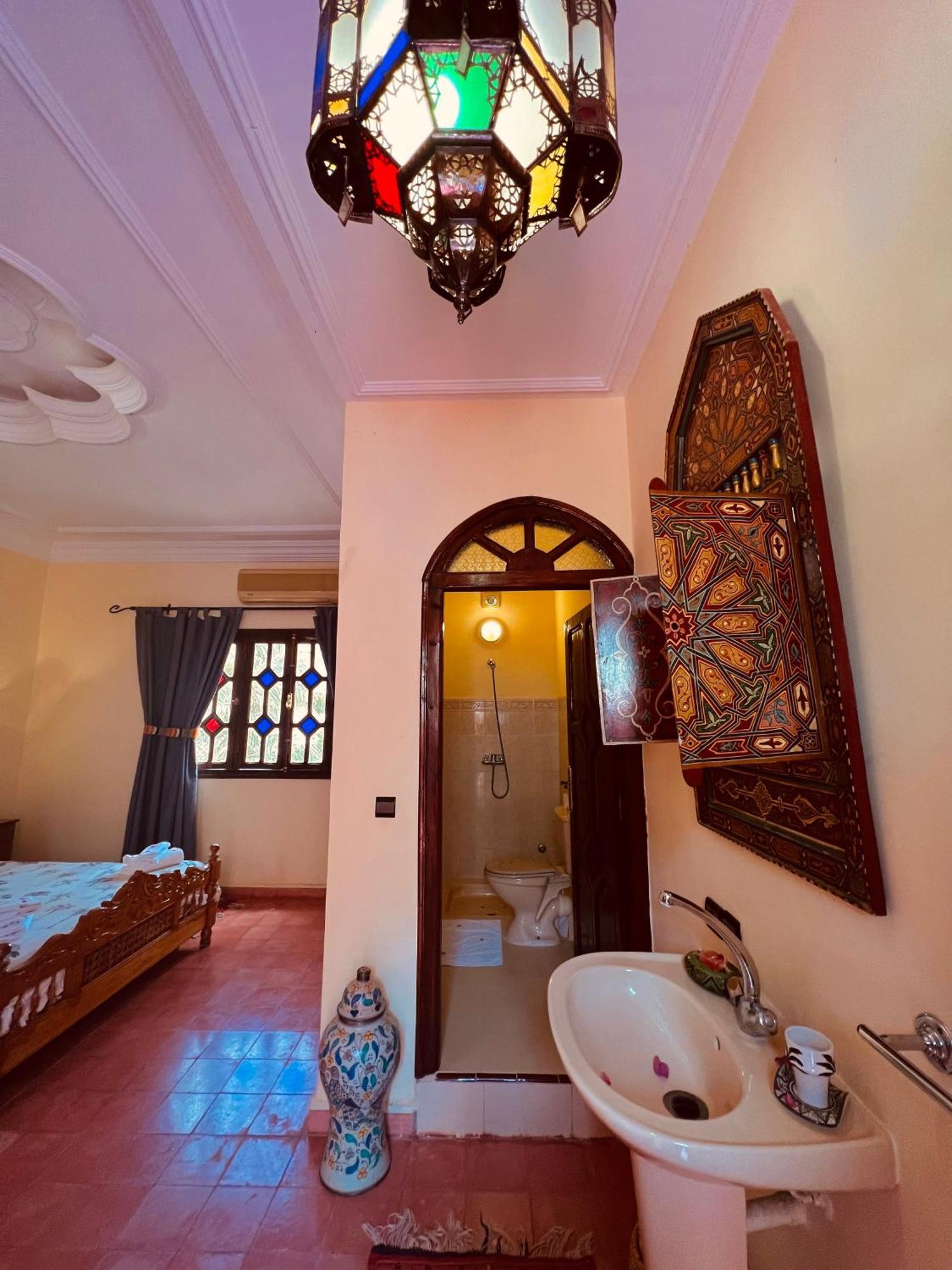 Riad Le Petit Jardin زڭورة المظهر الخارجي الصورة