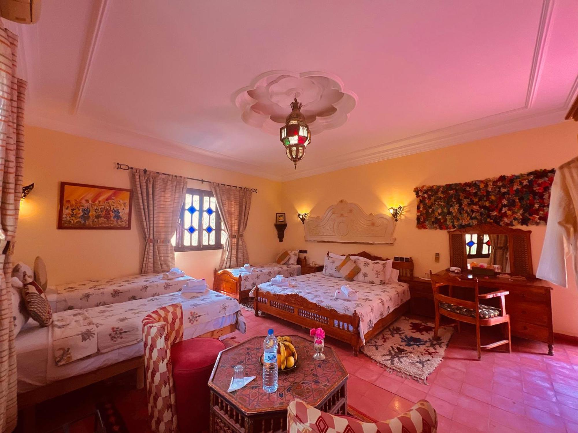 Riad Le Petit Jardin زڭورة المظهر الخارجي الصورة