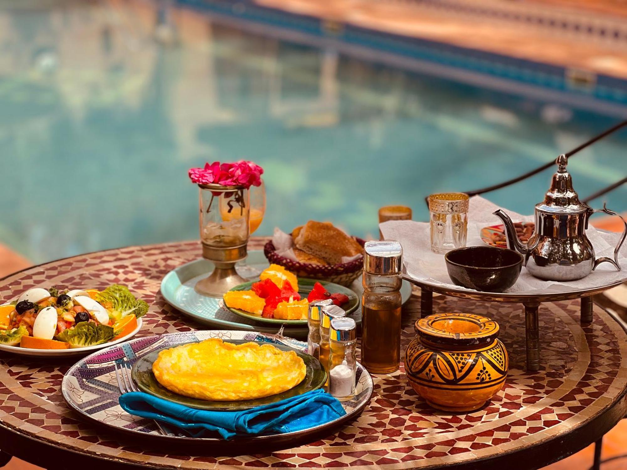 Riad Le Petit Jardin زڭورة المظهر الخارجي الصورة